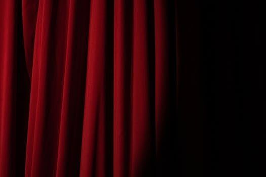 sastre recorrio las instalaciones del cine teatro auditorium 2