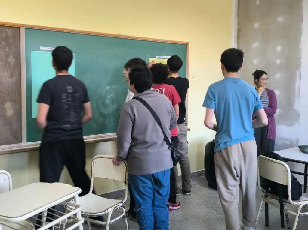 Taller sobre Relaciones Afectivas y Prevención de la Violencia en Escuela 7724 de Aldea Escolar 1 escuela 1