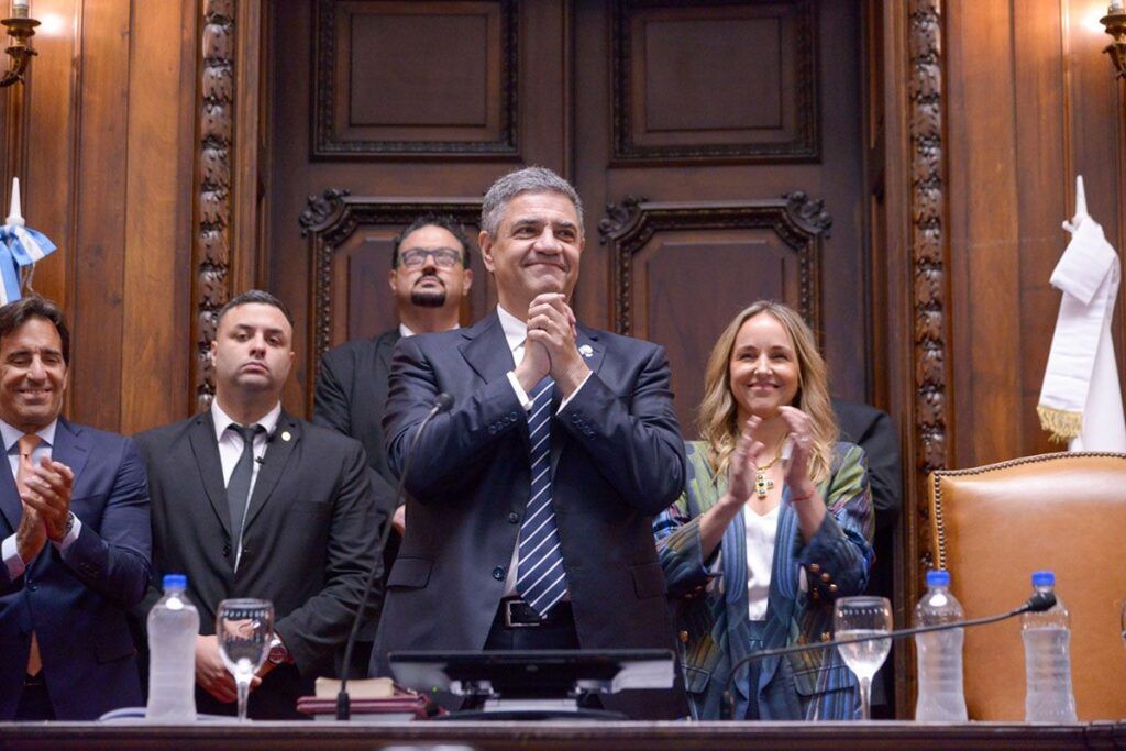 Análisis de ejecución de presupuestos en Educación y otros sectores en CABA: situación crítica en infraestructura y mantenimiento. 1 jorge macri legislatura porte¦a foto kegislatura porte¦a