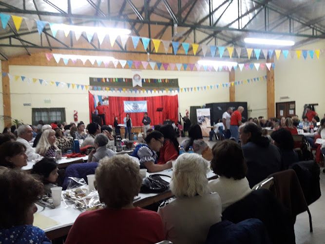 Centro de Jubilados y Pensionados de Trelew 1 Centro de Jubilados y Pensionados de Trelew