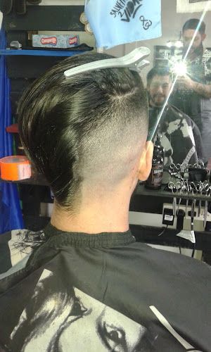 Dacso Barber 1 Dacso Barber