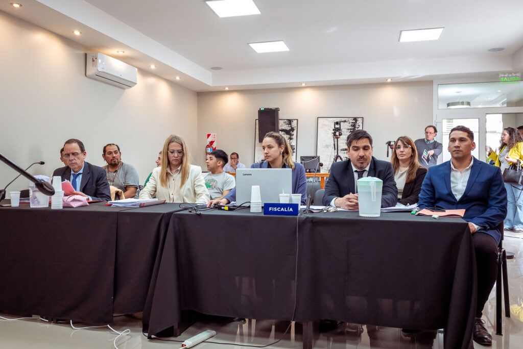 El jurado declara no culpables a acusados por ataque a Diario El Chubut 1 juicio 1