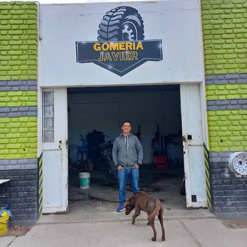 Gomeria Javier 1 Gomeria Javier