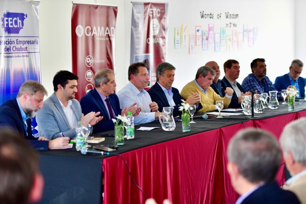 Anuncian creación de Agencia de Inversiones y Alivio Fiscal para PyMEs en Chubut 1 WhatsApp Image 2024 10 05 at 12.09.57 1200x800