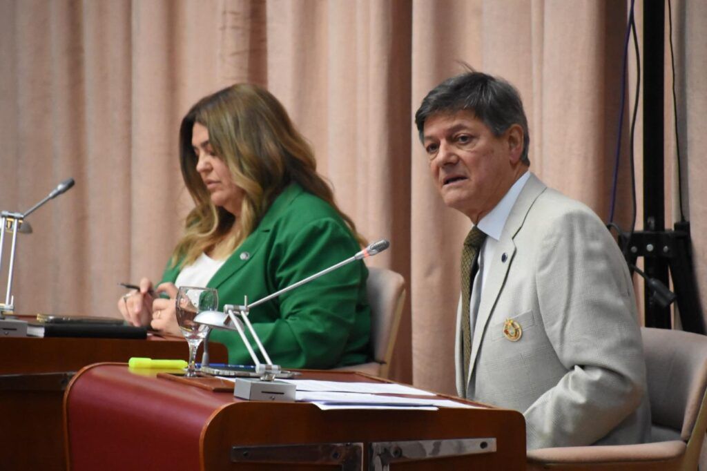 Diputado Fabián Gandón presenta proyectos en la Legislatura de Chubut: Adhesión a Ley Nacional por la Memoria del Ara San Juan y a los Objetivos de Desarrollo Sostenible (ODS) 1 gandon