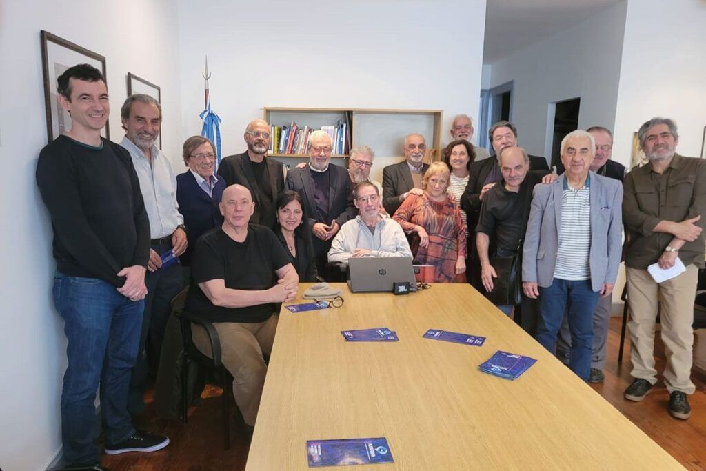 Lanzamiento de Plataforma: un espacio plural para debatir presente y construir futuro 1 web foto plataforma 1