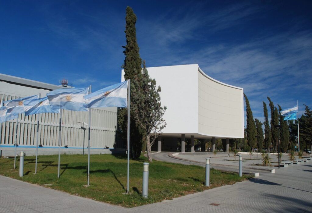 La Comisión de Presupuesto analiza el proyecto del Presupuesto 2025 del Chubut con foco en Educación 1 1734347251 Frente de Legislatura del Chubut 1 1536x1049 1