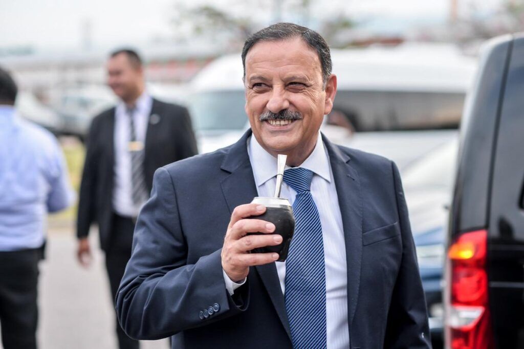 La Rioja garantiza atención médica gratuita a extranjeros en hospitales públicos 1 ricardo quintela