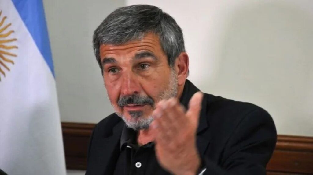 Roberto Salvarezza impulsa la transición energética en la región patagónica 1 salvarezza