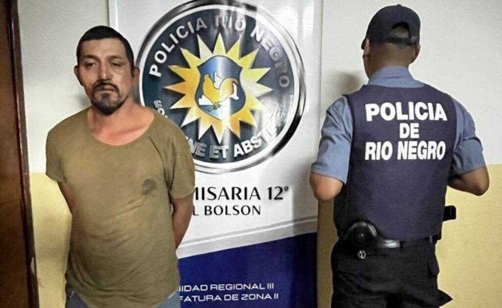 Detenido Facundo Jones Huala en El Bolsón por intentar robar vehículos 1 GhqQ3b WQAAtaQk