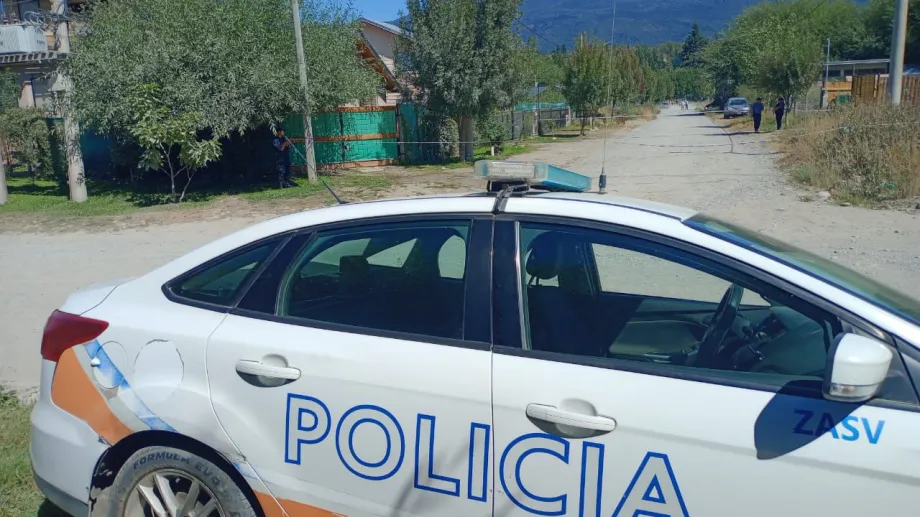 Investigan femicidio en El Bolsón: Detienen a presunto asesino de mujer de 28 años 1 479665691 122186303228250521 6384736777058522046 n.webp