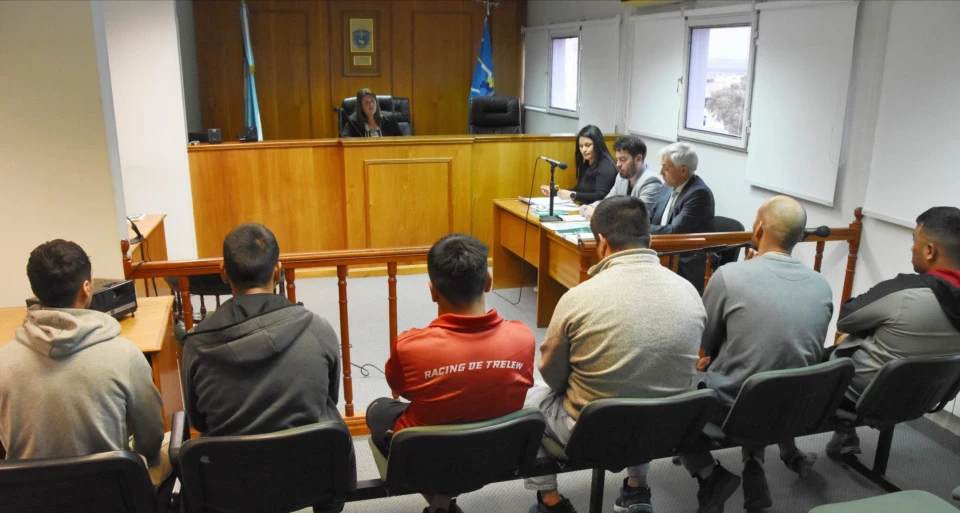 Persecución en Comodoro: Mantienen prisión preventiva para los cinco detenidos por robo en Rada Tilly 1 image.webp