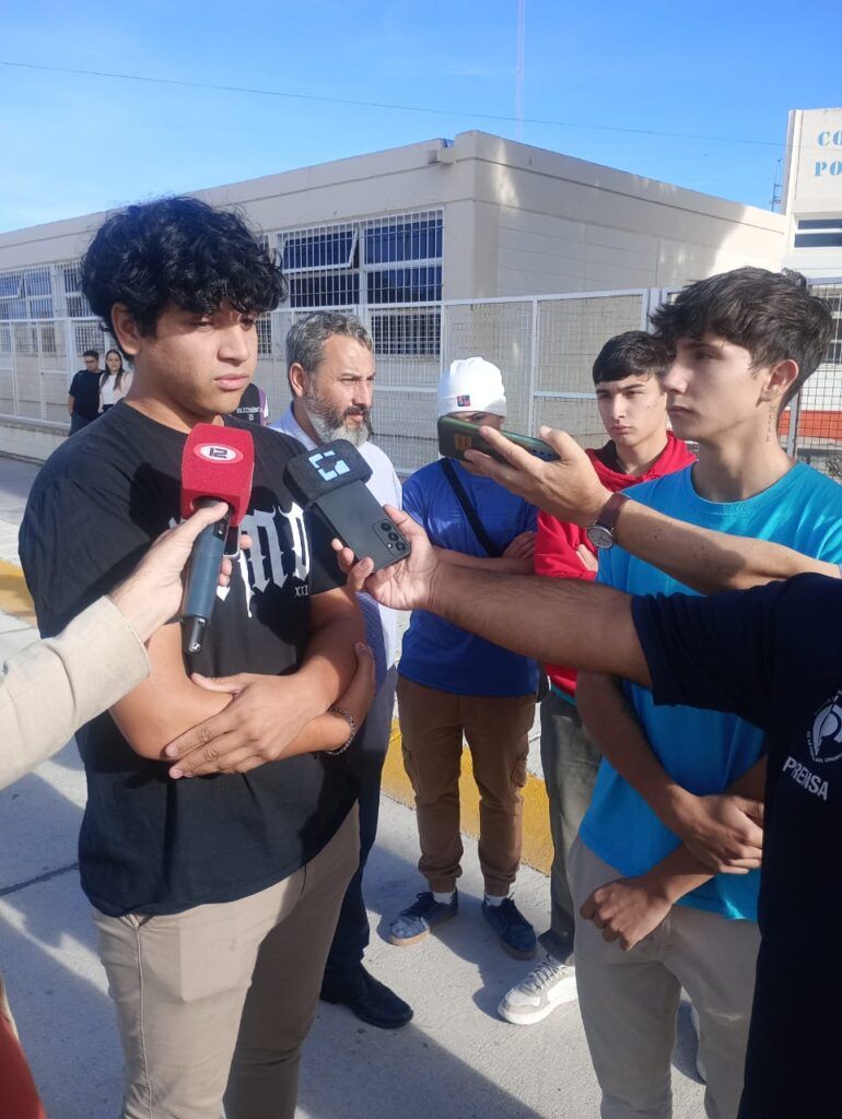 Inaugurada nueva dársena en la Escuela Politécnica de Rawson, diseñada por alumnos y conmemorando a docente fallecida 1 Nueva darsena en la Escuela Politecnica de Rawson para mayor seguridad