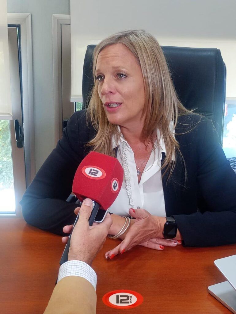 Vanesa Abril destaca la importancia de la unidad y la oposición en el Congreso del Frente Renovador 1 abril