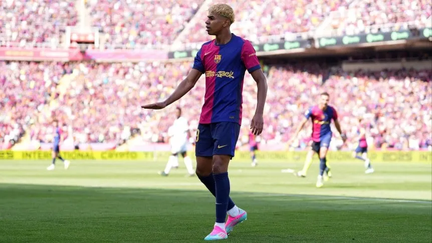 Barcelona cerca de coronarse campeón de LaLiga tras vencer al Real Madrid 4-3 1 barcelona al real.webp