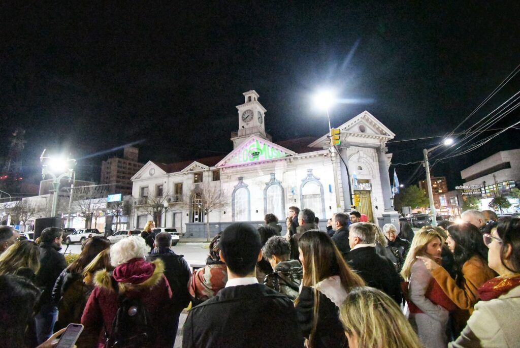 Exitosa celebración de la Noche de los Museos en Trelew: Reviviendo la historia y cultura local 1 la noche de los museos trelew 1