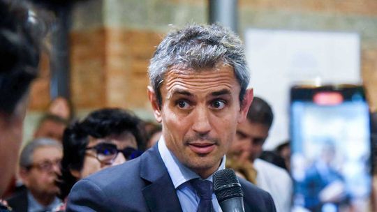 Oficialismo nacional intensifica esfuerzos para consolidar a Manuel Adorni como candidato en las elecciones porteñas del 18 de mayo 1 oficialismo nacional intensifica esfuerzos para consolidar a manuel adorni como candidato en las elecciones portenas del 18 de mayo
