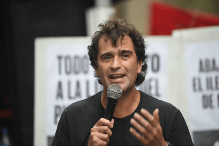 Martín Ascúa busca arrebatar el gobierno en Corrientes a los clanes radicales: una oportunidad histórica para el peronismo. 1 martin ascua busca arrebatar el gobierno en corrientes a los clanes radicales una oportunidad historica para el peronismo