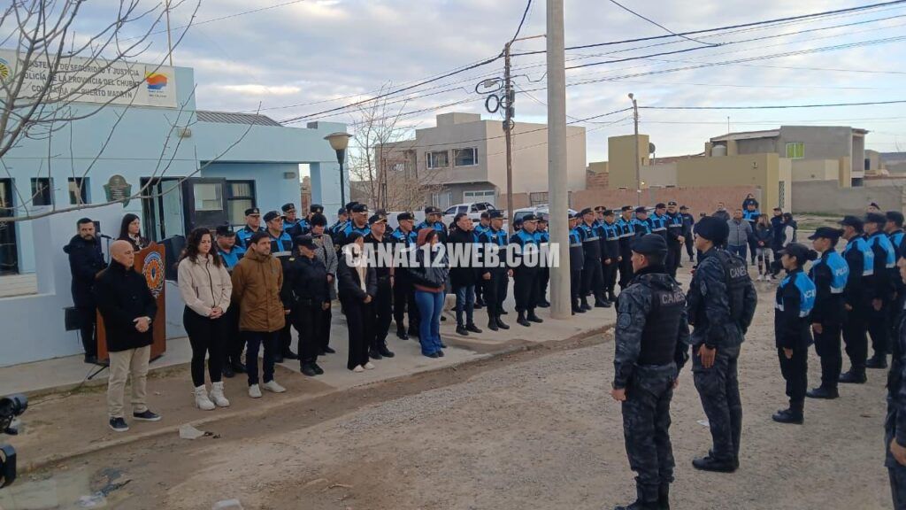 Se realiza homenaje a la suboficial mayor Marcela Tagariello a un mes de su asesinato en Puerto Madryn 1 WhatsApp Image 2025 08 16 at 9.11.36 AM