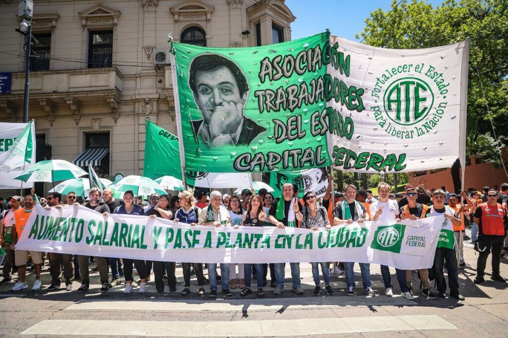 Convocan a paro nacional con movilización ante reforma laboral en el Senado 1 marcha de ATE