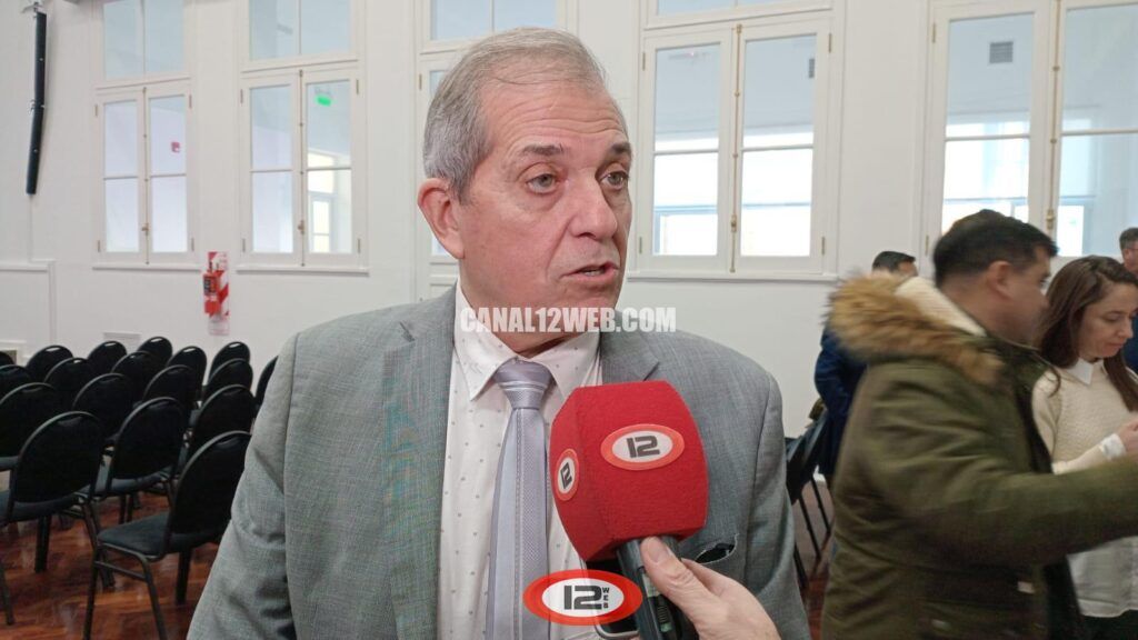 Ministro de Educación de Chubut adelanta paritarias y propone nueva ...