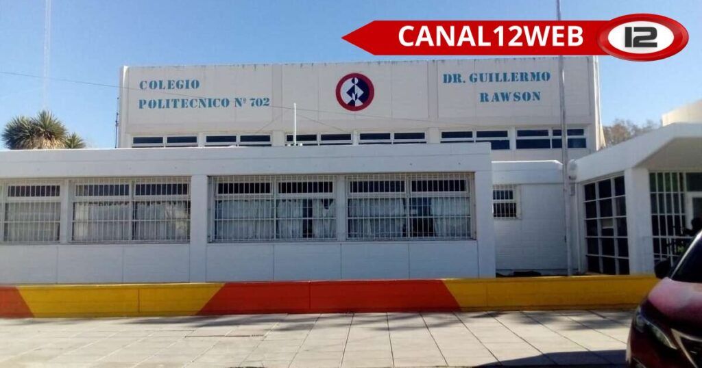 Alerta en Colegio Politécnico N° 702 de Rawson por amenaza de tiroteo y activación de protocolo de seguridad 1 og 695818 facebook 695826 wm1768603849