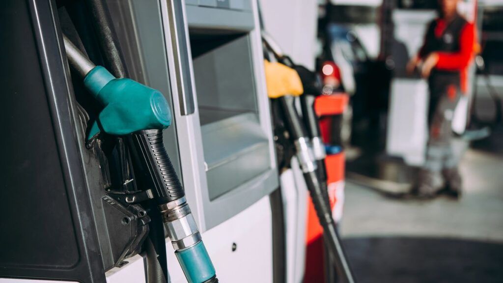 El Gobierno posterga la actualización de impuestos a combustibles hasta el 1° de octubre 1 combustibles naftas petroleo