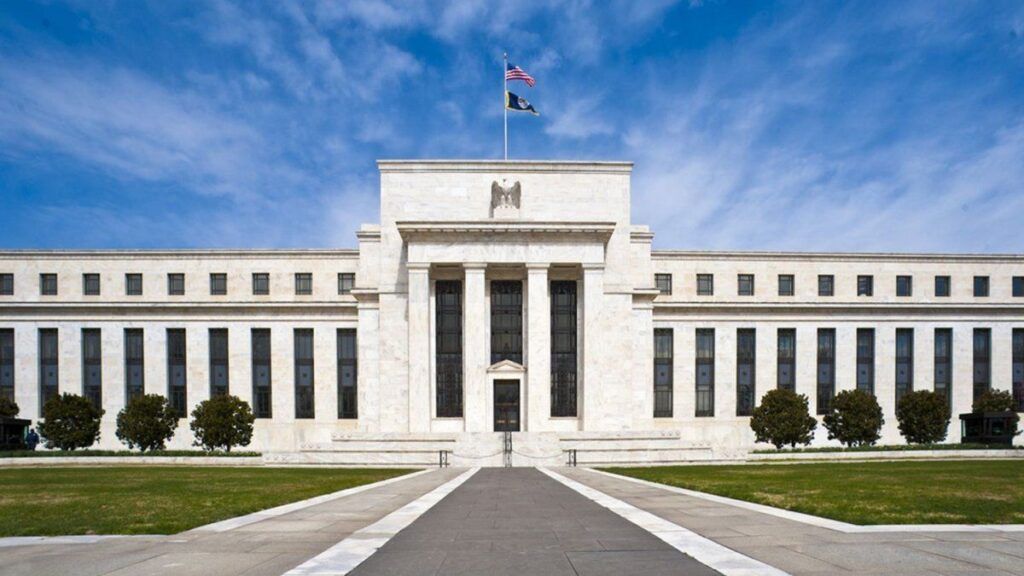 Mercado anticipa subida de tasas de interés de la Fed por primera vez desde 2023 1 fed reserva federaljpg